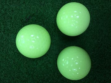 Leuchtende Golfbälle fournisseur