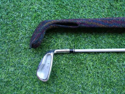 Golf-Eisen-Kopfhüllen, Golf-Eisen-Kopfhüllen, Golf-Kopfhüllen, Golf-Kopfhüllen, Schacht-Kopfhüllen, Golf-Schacht, Golf-Schläger, Golf-Griff fournisseur